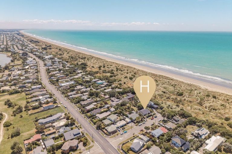 Photo of property in 13 Penguin Street, Southshore, Christchurch, 8062