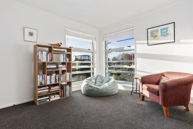 Photo of property in 1 De Havilland Road, Hobsonville, Auckland, 0616