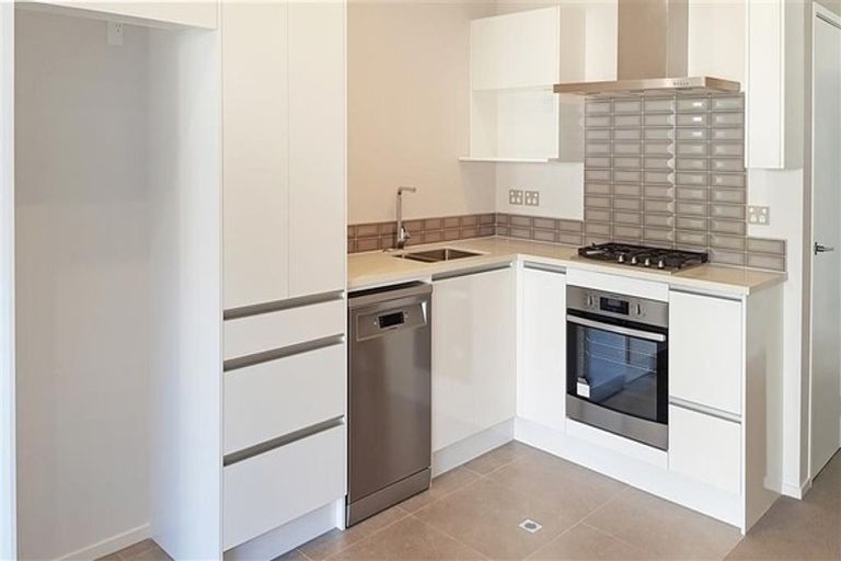 Photo of property in 5 Tuatua Road, Hobsonville, Auckland, 0616