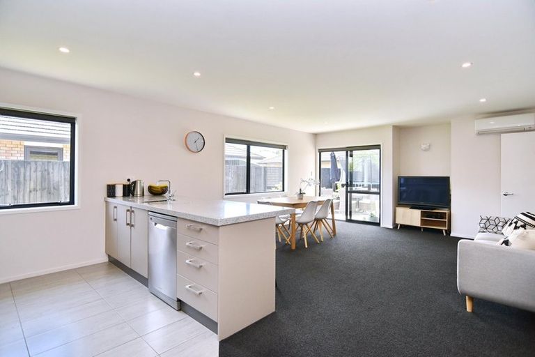 Photo of property in 28 Makawe Roa Street, Marshland, Christchurch, 8083