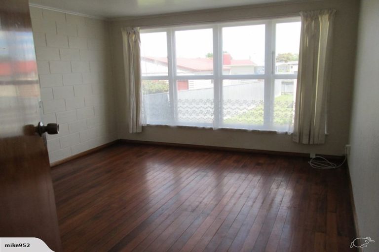 Photo of property in 409-419 Lowe Street, Camberley, Hastings, 4120