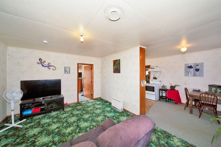 Photo of property in 39 Patu-kukupa Street, Manaia, 4612