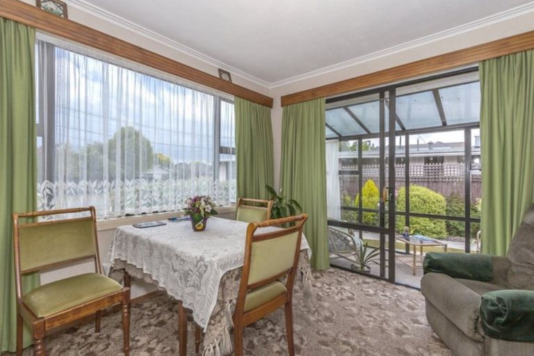 Photo of property in 9 Erin Crescent, Mairehau, Christchurch, 8013