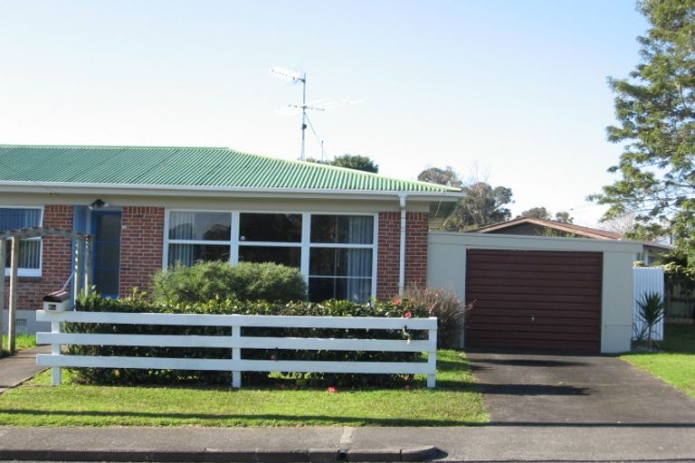 Photo of property in 6b Claymore Street, Manurewa, Auckland, 2102