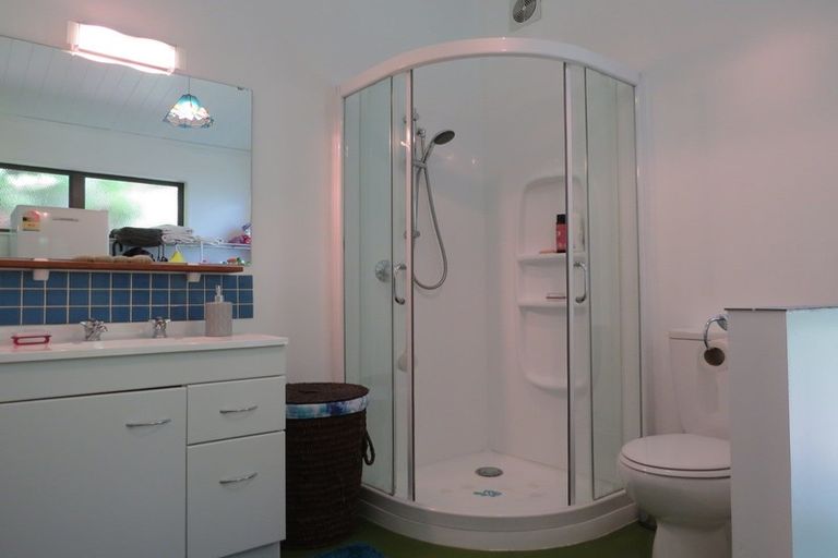 Photo of property in 515 Tuateawa Road, Tuateawa, Coromandel, 3583