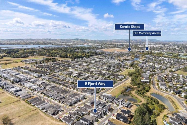 Photo of property in 8 Fjord Way, Karaka, Papakura, 2113