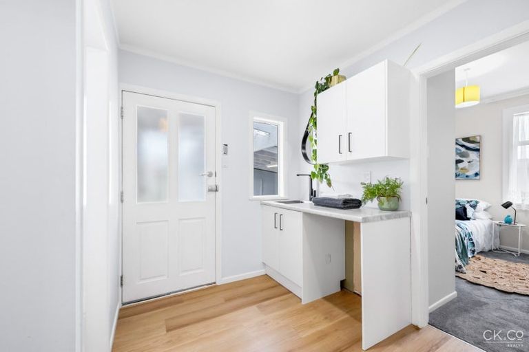 Photo of property in 19 Moa Street, Alicetown, Lower Hutt, 5010