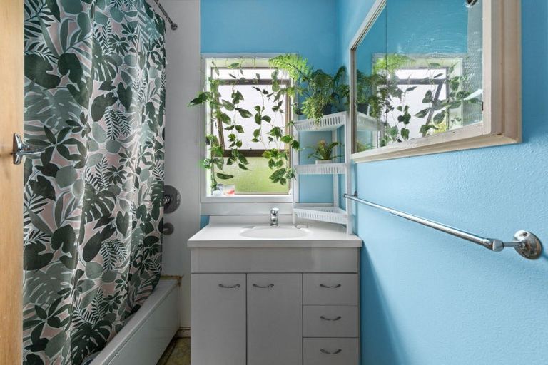 Photo of property in 5 Ngarimu Street, Havelock North, 4130