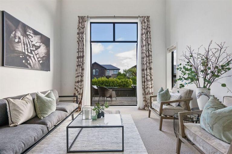 Photo of property in 6 Hirimate Place, Flat Bush, Auckland, 2019