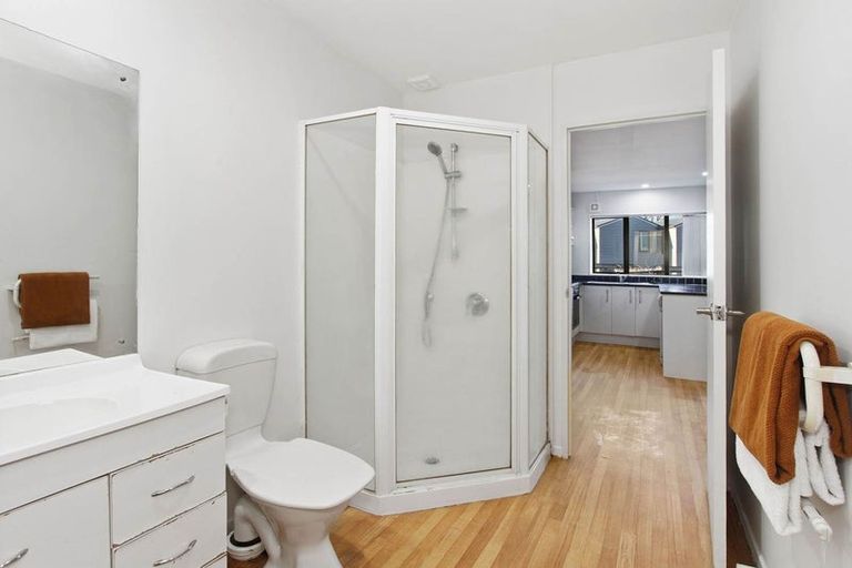 Photo of property in 52 Malaspina Place, Papatoetoe, Auckland, 2025