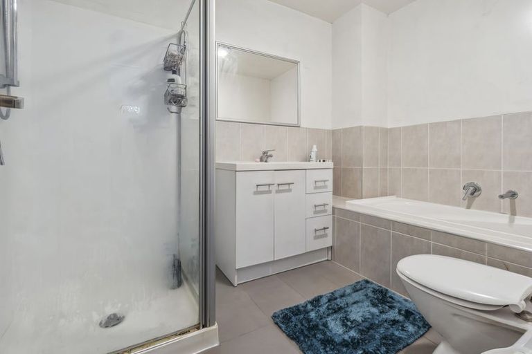 Photo of property in 192 Porchester Road, Takanini, 2112