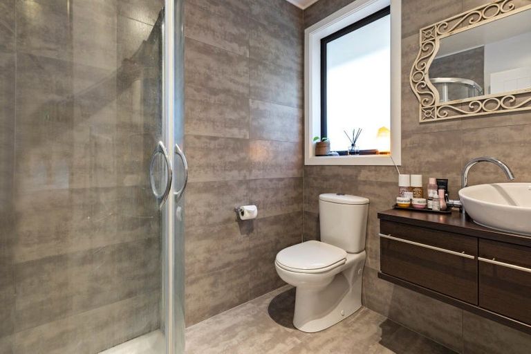 Photo of property in 43 Oceania Sands Way, Papamoa Beach, Papamoa, 3118