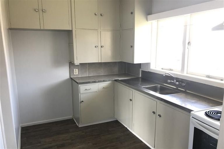 Photo of property in 20 Hillcrest Road, Papatoetoe, Auckland, 2025