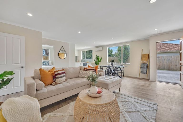 Photo of property in 23 Piriti Place, Weymouth, Auckland, 2103