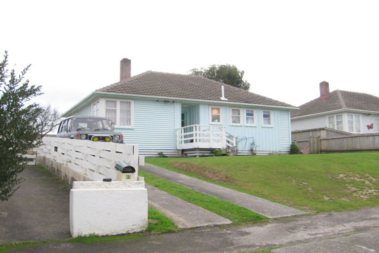 Photo of property in 67 Andrew Avenue, Roslyn, Palmerston North, 4414