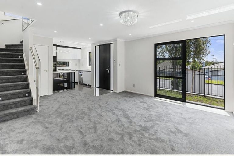 Photo of property in 36 Christmas Road, Manurewa, Auckland, 2102