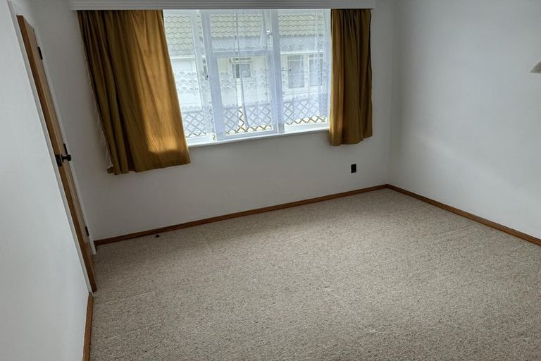 Photo of property in 53 Winchester Street, Levin, 5510