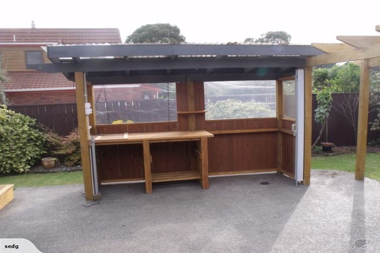 Photo of property in 6 Saint James Court, Paraparaumu, 5032