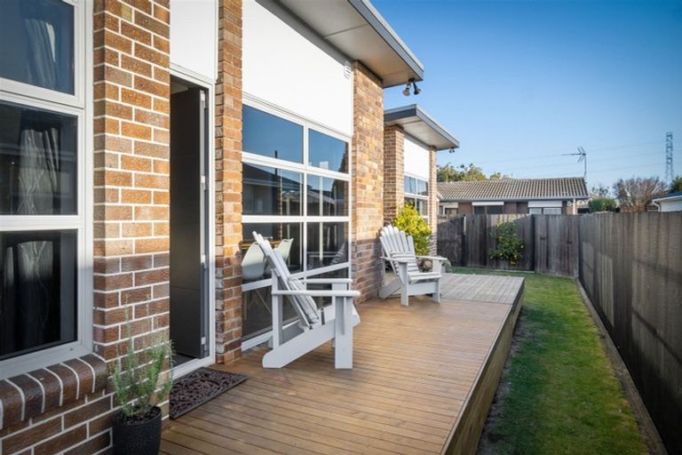 Photo of property in 1/42 Seymour Street, Hornby, Christchurch, 8042