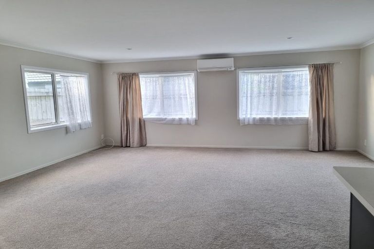 Photo of property in 21 Te Toru Street, Taita, Lower Hutt, 5011