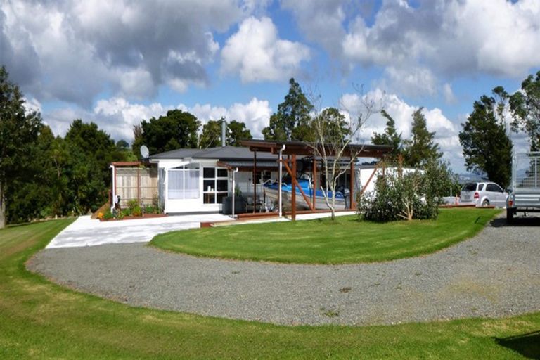 Photo of property in 629e Owhiwa Road, Parua Bay, Onerahi, 0192