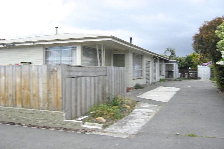 Photo of property in 2/77 Tuckers Road, Casebrook, Christchurch, 8051