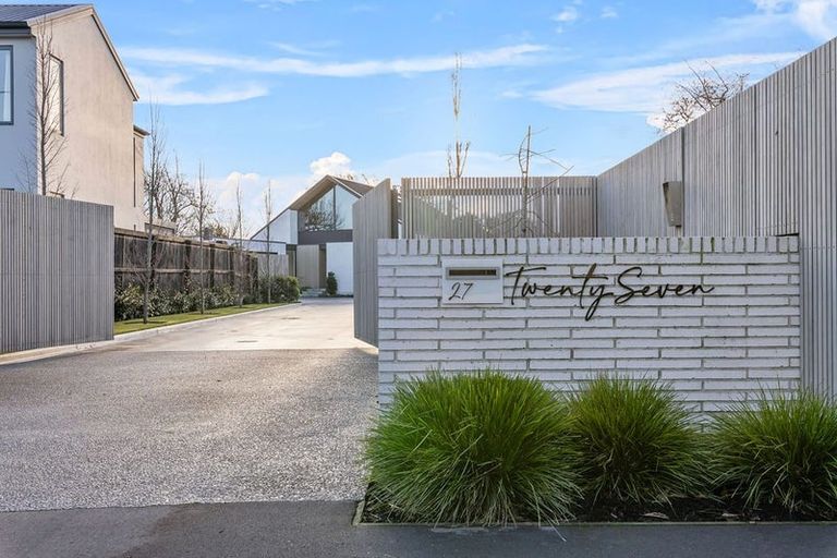 Photo of property in 27 Idris Road, Fendalton, Christchurch, 8052
