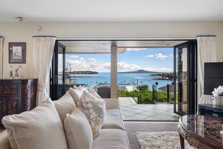 Photo of property in 1/13 Takutai Avenue, Bucklands Beach, Auckland, 2012