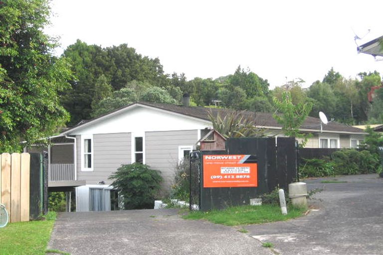 Photo of property in 55 Fitzwater Place, Henderson, Auckland, 0612