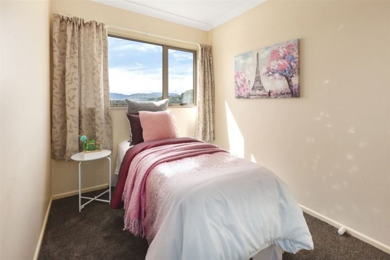 Photo of property in 79 Staithes Drive North, Whitby, Porirua, 5024