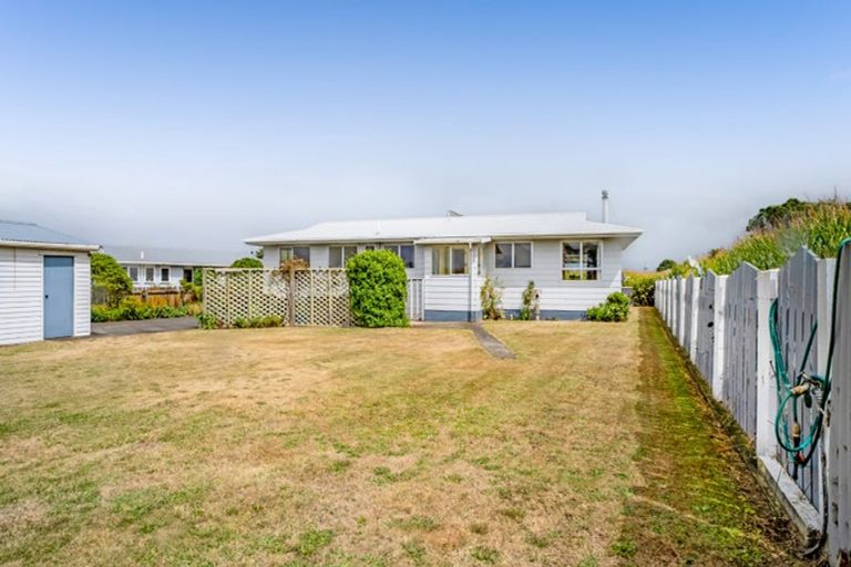 Photo of property in 53 Brennan Place, Opunake, 4616