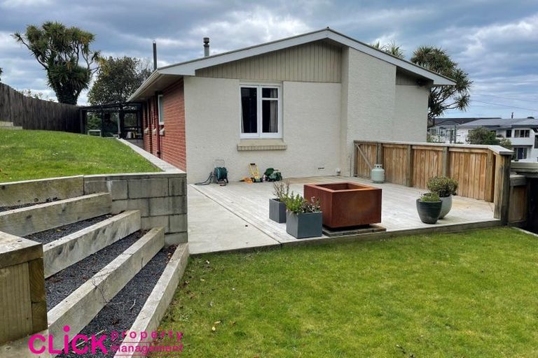 Photo of property in 104 Easther Crescent, Kew, Dunedin, 9012