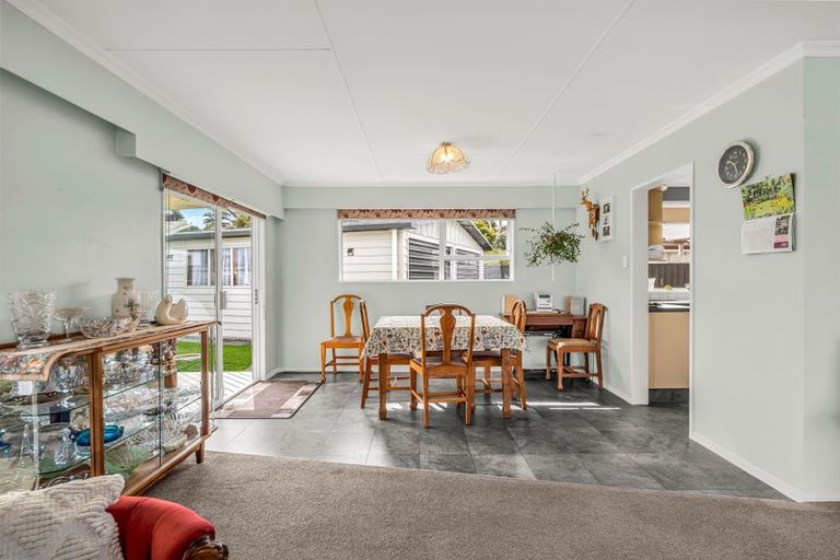 Photo of property in 14 Ferndale Place, Feilding, 4702