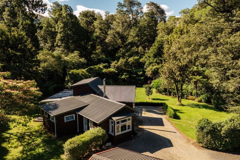 Photo of property in 2155 Motueka Valley Highway, Ngatimoti, Motueka, 7196