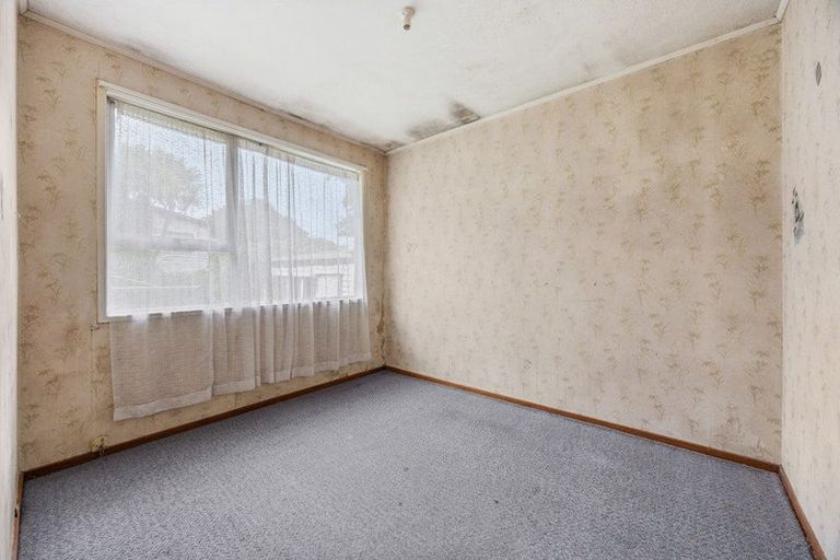 Photo of property in 9 Ascot Avenue, Henderson, Auckland, 0610