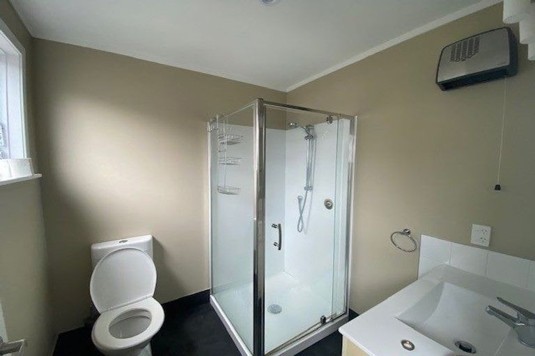 Photo of property in 14 Yale Road, Mount Cook, Wellington, 6021