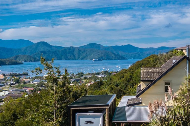 Photo of property in 51 Boons Valley Road, Waikawa, Picton, 7220