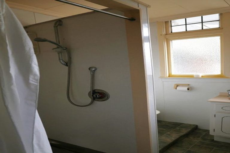 Photo of property in 19 Branksea Street, Kaitangata, 9210