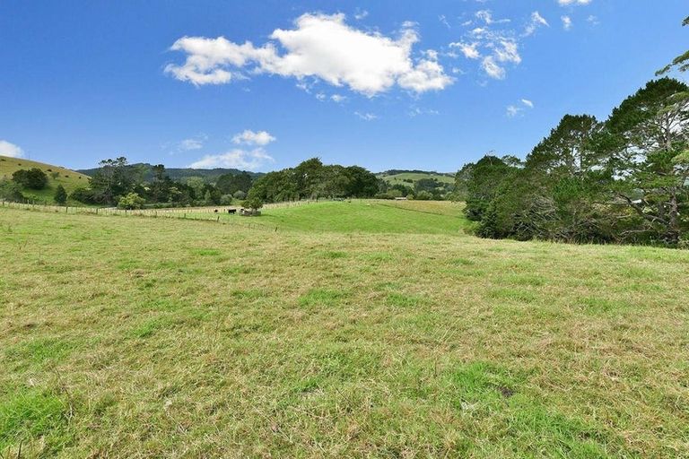 Photo of property in 88 Rapson Road, Kaukapakapa, 0871