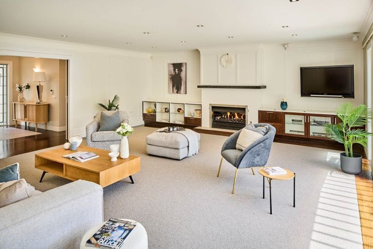 Photo of property in 5 Cheviot Road, Lowry Bay, Lower Hutt, 5013