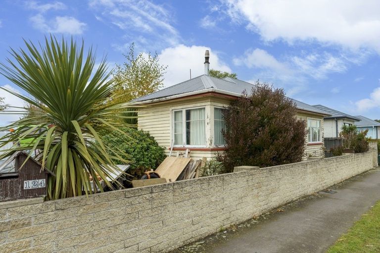 Photo of property in 124 Pages Road, Wainoni, Christchurch, 8061