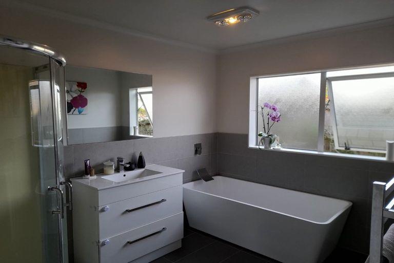 Photo of property in 14 Aufidius Place, Pukekohe, 2120