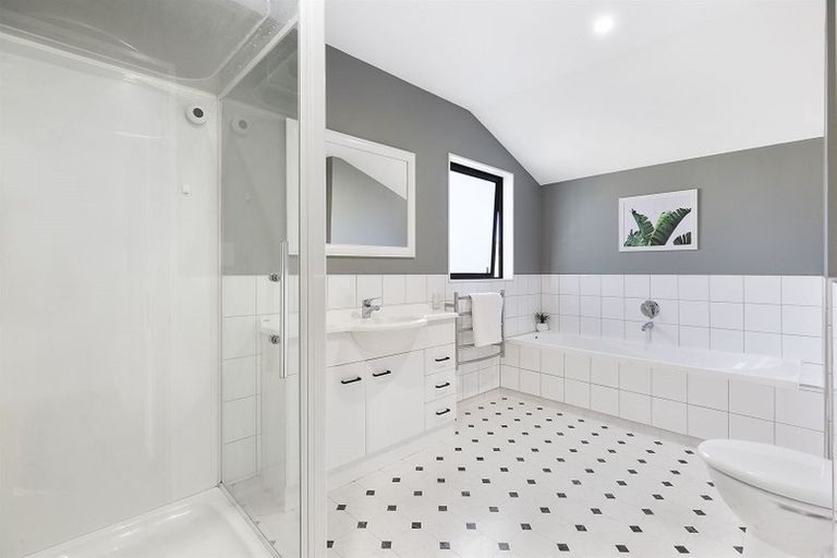 Photo of property in 22a Nathan Street, Tawa, Wellington, 5028