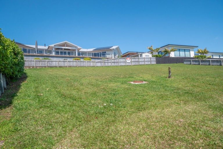 Photo of property in 23 Midgard Road, Coopers Beach, 0420