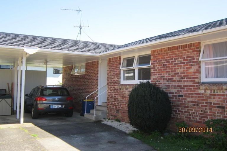 Photo of property in 3/2 Saltburn Road, Milford, Auckland, 0620