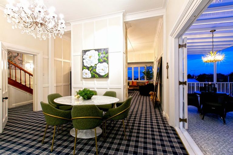 Photo of property in 149 Vivian Street, New Plymouth, 4310