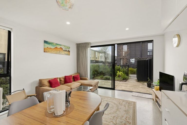 Photo of property in 12 Te Ara O Paetutu, Petone, Lower Hutt, 5012