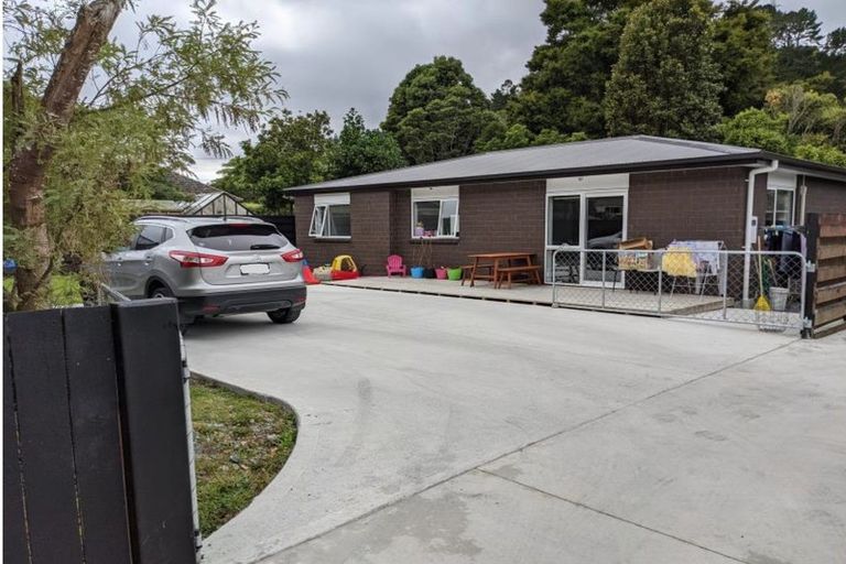 Photo of property in 33a Black Beech Street, Birchville, Upper Hutt, 5018