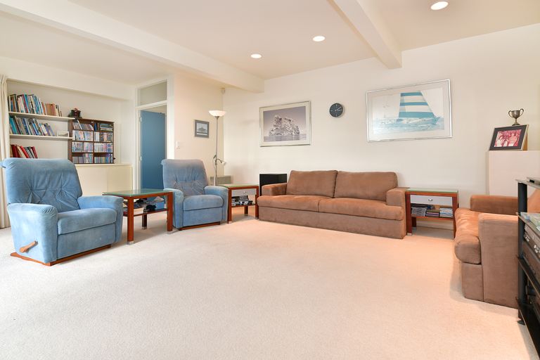 Photo of property in 59 Pacific Parade, Army Bay, Whangaparaoa, 0930