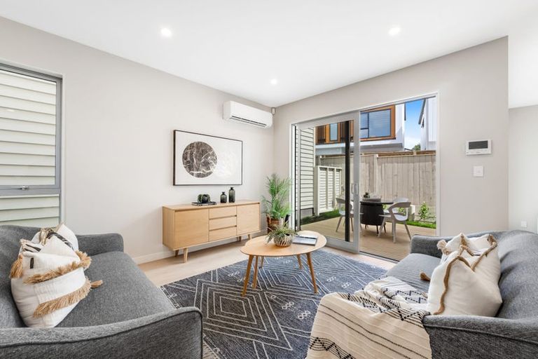 Photo of property in 13b Liam Place, Half Moon Bay, Auckland, 2012
